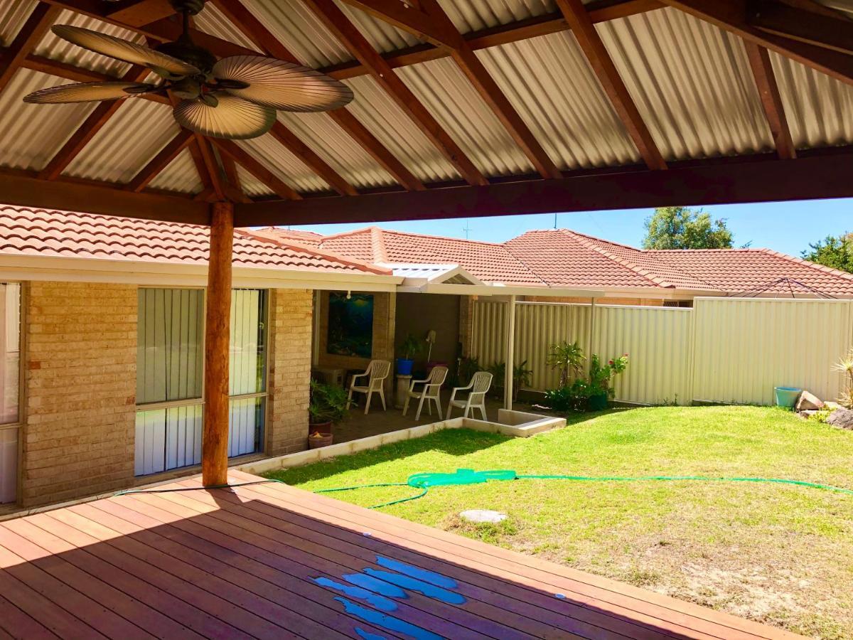 Villa Relaxed Ocean View Mandurah Esterno foto